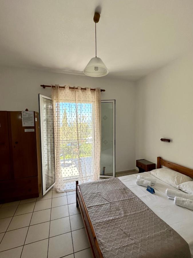 Alexandra's Sunset View Apartment *